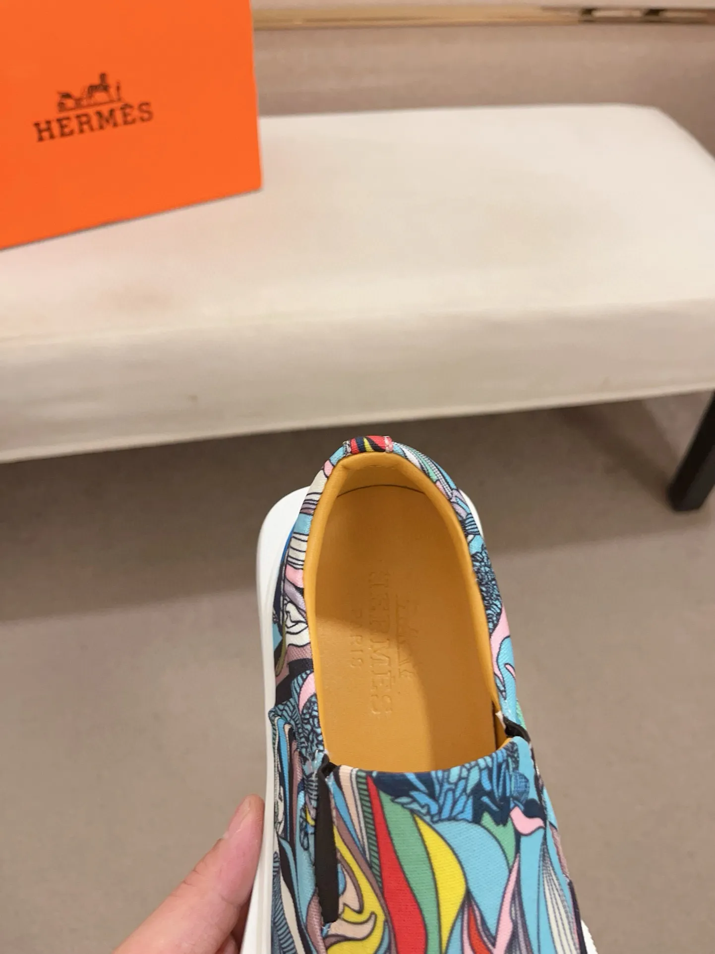 Men's clothing and shoes💰: 442💰《HERMES》【Classic original single version】Hermès; top 🔝purchase agent🔍🔍men's latest 🇺🇸 counter sales simultaneously, imported from Italy original ▲▲cowhide ▲▲ (high-end, nobility, class) ) Exquisite workmanship (Italian 🇮🇹 imported water-dyed 🐂 cowhide lining) sole: original sole provided by the original factory, ⚠️exclusive double-layer activity·TPR·rubber·combined molded outsole; super comfortable·wear-resistant·non-slip·environmental protection The real thing is more beautiful if you take the real thing (high quality, follow the order). You can enter and exit the counter at will * Number of yards: 38-44 (45 can be customized and cannot be returned or exchanged)